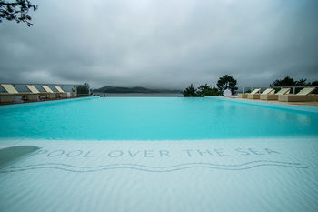 La Terrace Resort 4*