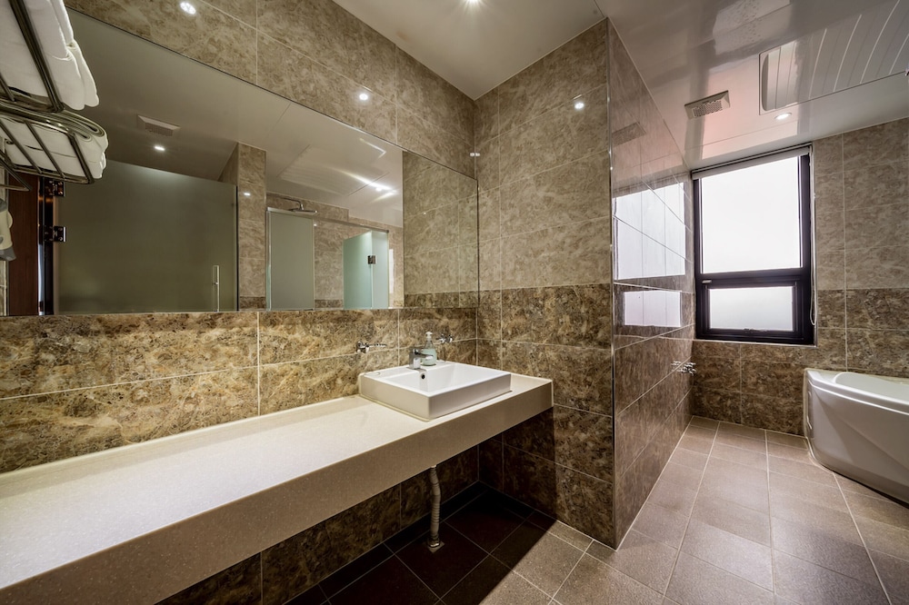 Sunrise Hotel Sungsan 3*