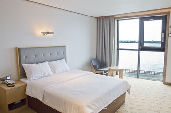 Sunrise Hotel Sungsan 3*