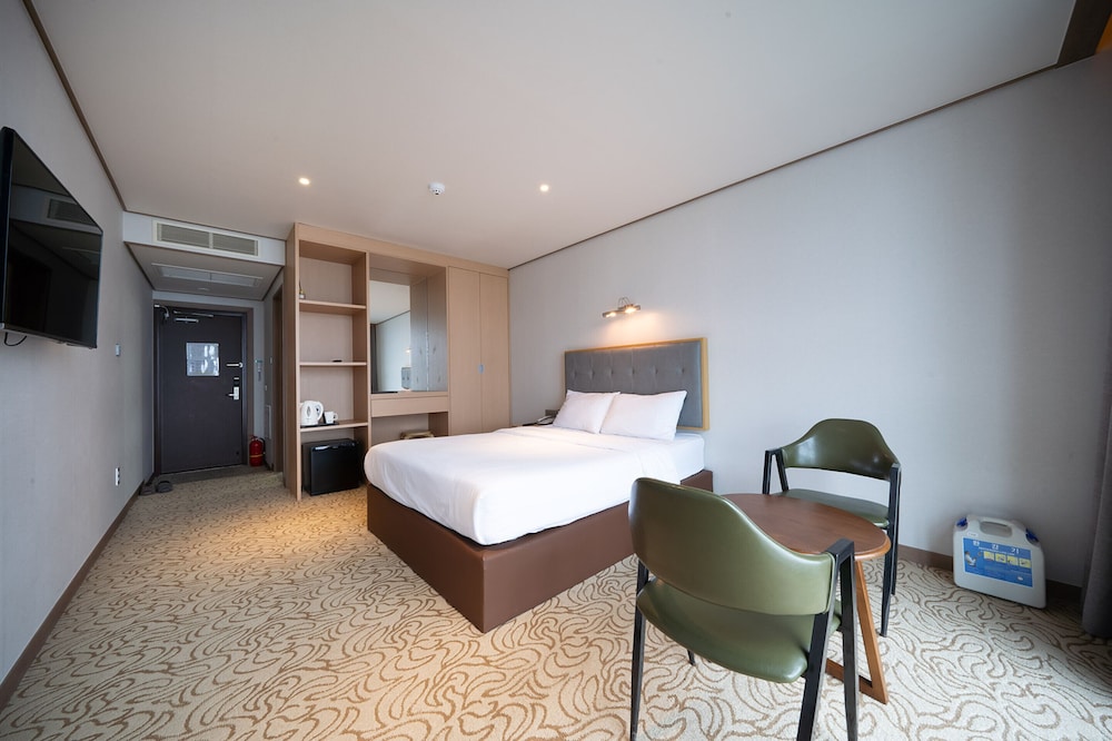 Sunrise Hotel Sungsan 3*