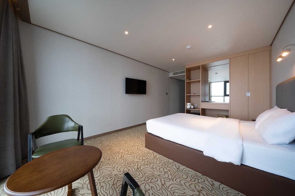 Sunrise Hotel Sungsan 3*