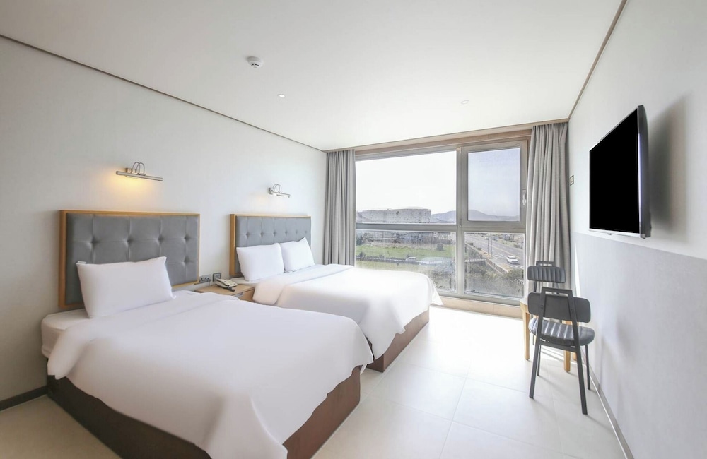 Sunrise Hotel Sungsan 3*