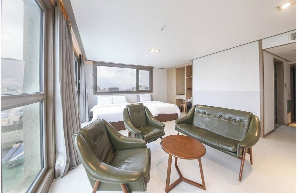 Sunrise Hotel Sungsan 3*