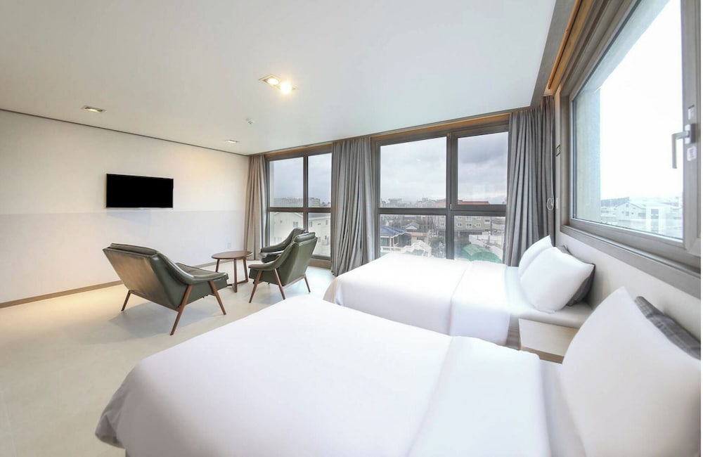 Sunrise Hotel Sungsan 3*