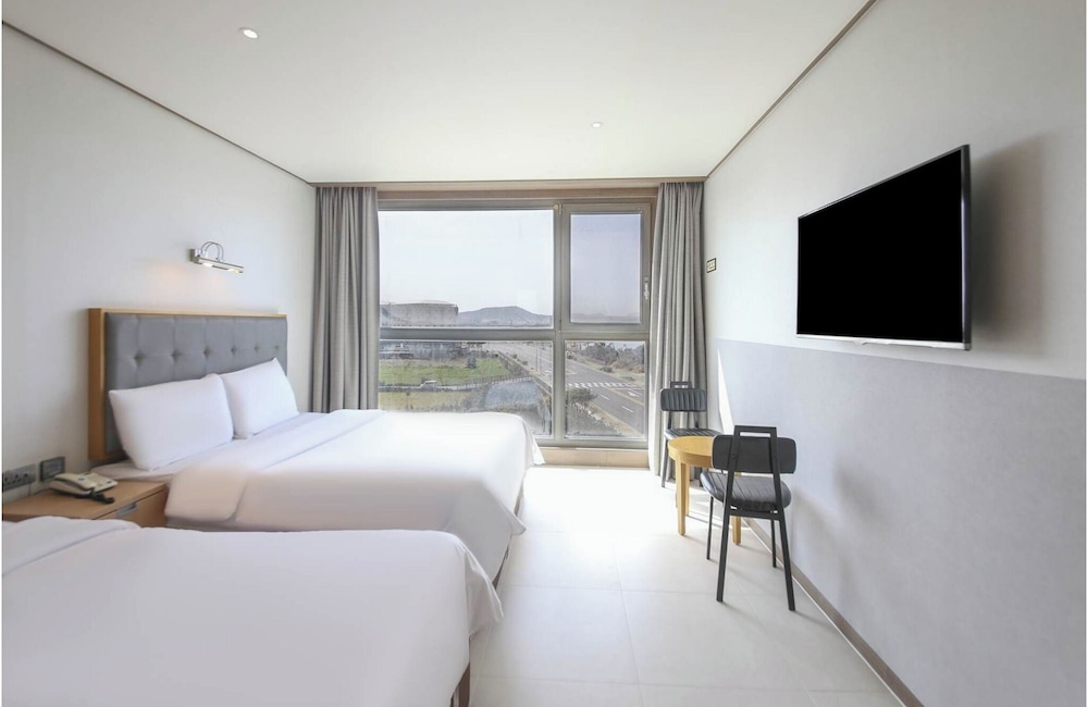 Sunrise Hotel Sungsan 3*
