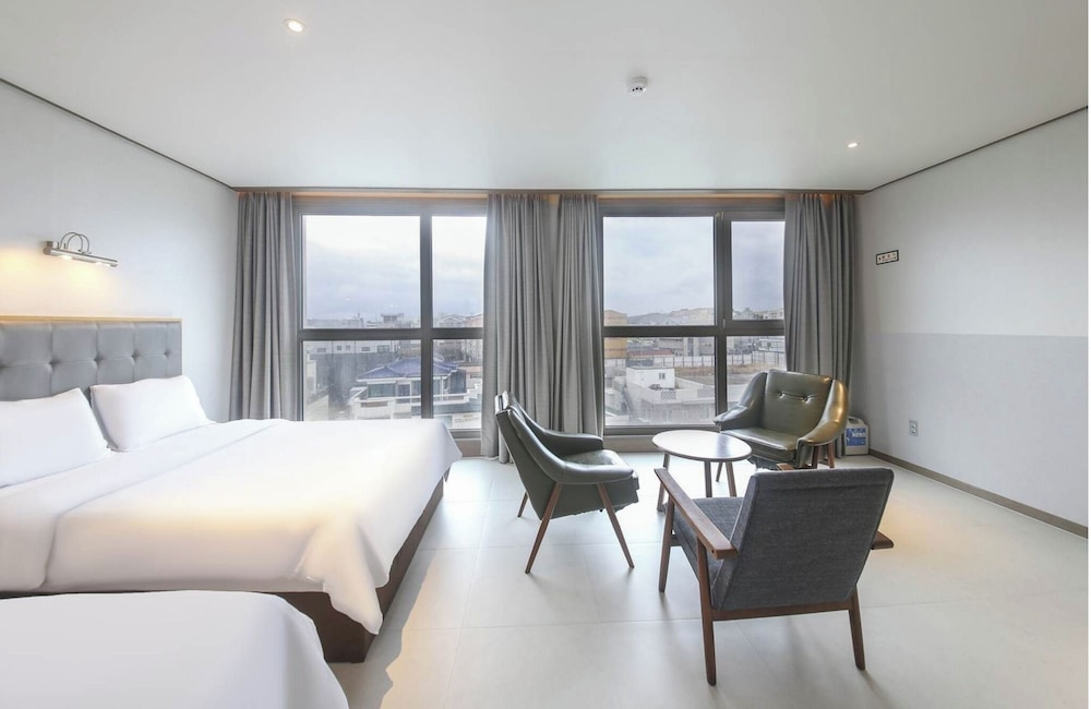 Sunrise Hotel Sungsan 3*