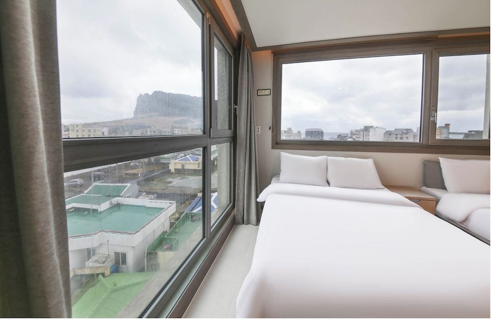 Sunrise Hotel Sungsan 3*