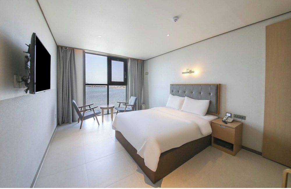Sunrise Hotel Sungsan 3*