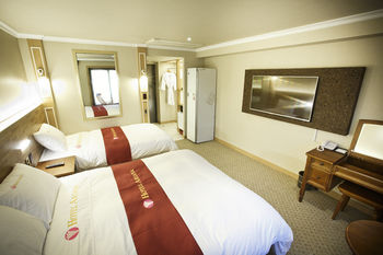 Ariana Hotel 3*