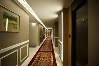 Ariana Hotel 3*