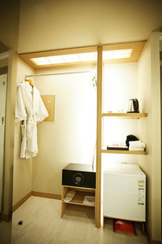 Ariana Hotel 3*