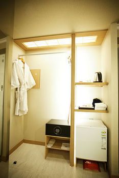 Ariana Hotel 3*