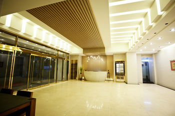 Ariana Hotel 3*
