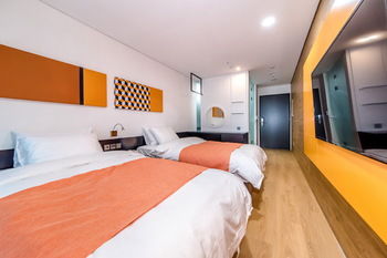 Co'op City Hotel Seongsan 3*