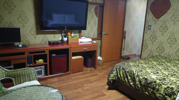 Loa Hotel 2*