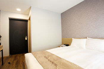 JEJU DSPHERE HOTEL 2*