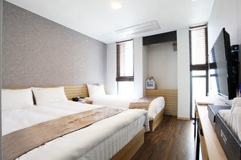 JEJU DSPHERE HOTEL 2*