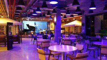 CNB HOTEL (COZYANDBOUTIQUE) 3*
