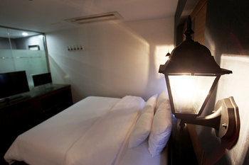 The Ace Hotel 2*