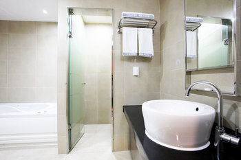 The Ace Hotel 2*