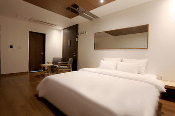 The Ace Hotel 2*