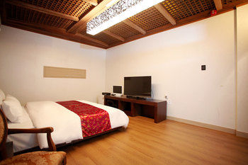 The Ace Hotel 2*