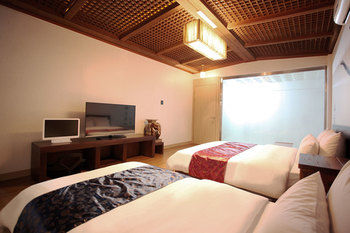 The Ace Hotel 2*