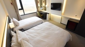 Geoje Art Nouveau Suite Hotel 4*