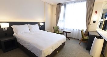 Geoje Art Nouveau Suite Hotel 4*