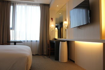 Geoje Art Nouveau Suite Hotel 4*