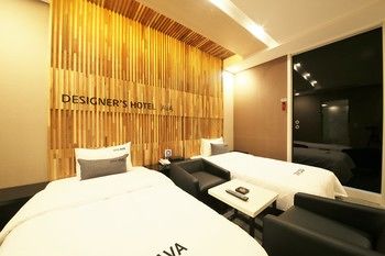 Premium AVA Hotel Sasang 2*