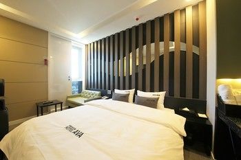 Premium AVA Hotel Sasang 2*