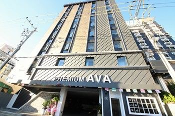 Premium AVA Hotel Sasang 2*