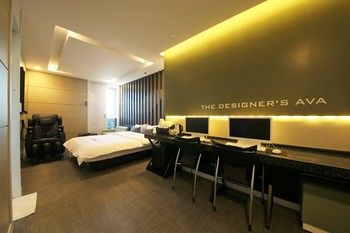 Premium AVA Hotel Sasang 2*