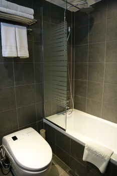 Hotel Vella Suite Suwon 3*