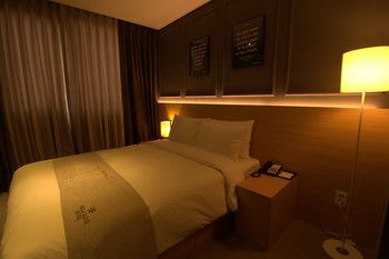 Hotel Vella Suite Suwon 3*