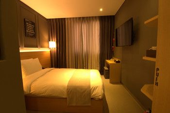 Hotel Vella Suite Suwon 3*