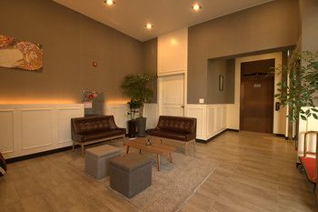 Hotel Vella Suite Suwon 3*