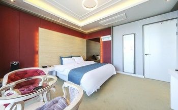 Hotel the One Yeosu 3*