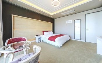 Hotel the One Yeosu 3*