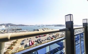 Hotel the One Yeosu 3*