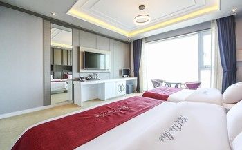 Hotel the One Yeosu 3*