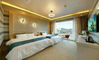 Hotel the One Yeosu 3*