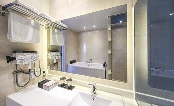 Hotel the One Yeosu 3*
