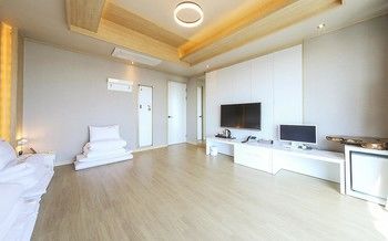 Hotel the One Yeosu 3*