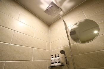Calm Rest Hotel Busan Sasang 2*