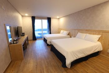 Hotel 52 3*
