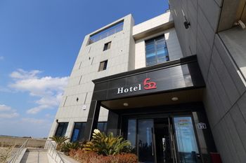 Hotel 52 3*