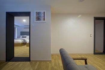 EL Hotel 3*