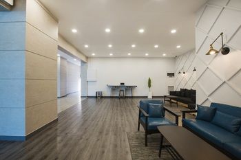 EL Hotel 3*